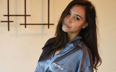 Alexis Ren Joins TikTok — She's Covering Songs Now
